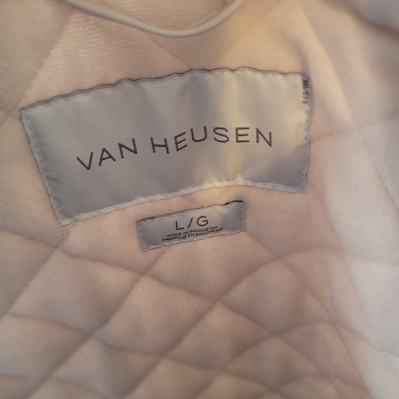 Van Heusen Women's Ivory Vest - Picture 8 of 11